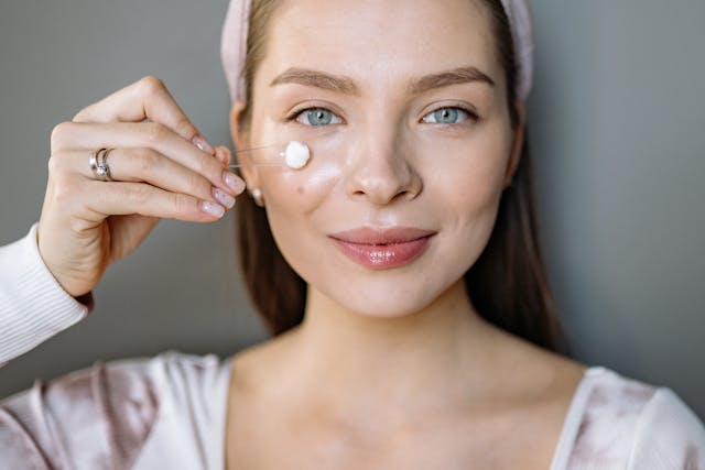 5 Reasons You Might Be Using Your Eye Cream Wrong